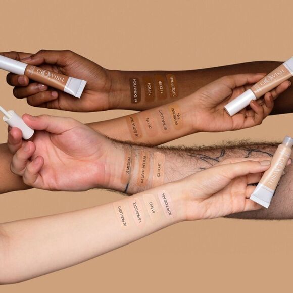 Huda Beauty Glowish Bright Light Hydrating Sheer Concealer all shades in stock - Picture 2 of 11